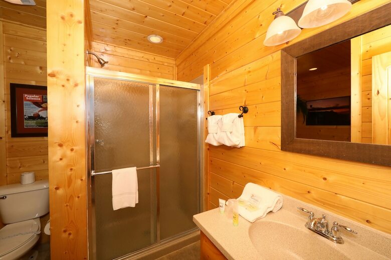 Up Up  Away - Two Bedroom Cabin