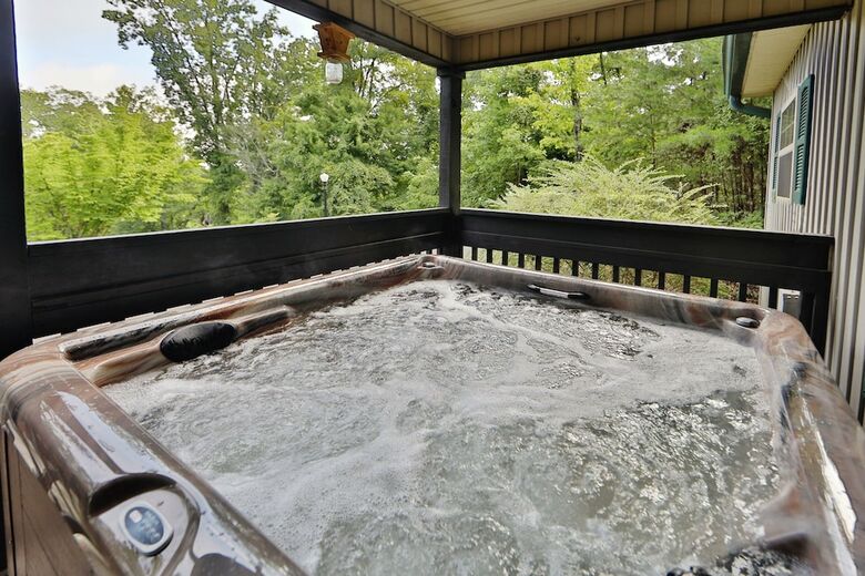 Wildwood Falls 4 - Two Bedroom Chalet