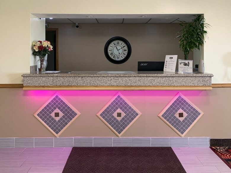 Motel Budgetinn & Suites