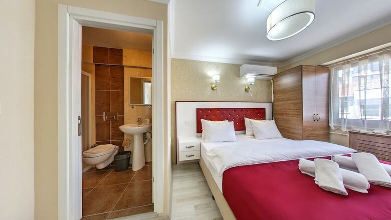 Hotel Cihangir Palace