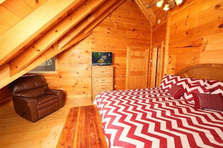 Southern Hospitality - Two Bedroom Cabin