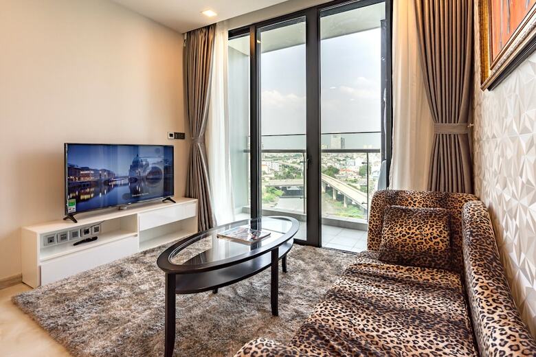 Nes House - Riverview Apartment