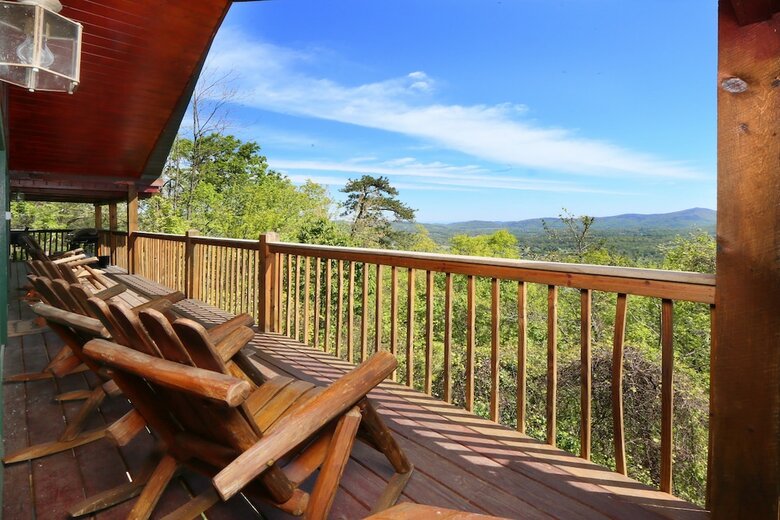 Majestic Views - Four Bedroom Cabin