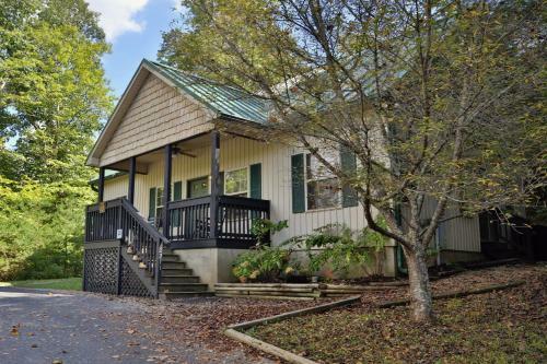 Apple Blossom 10 - Two Bedroom Chalet