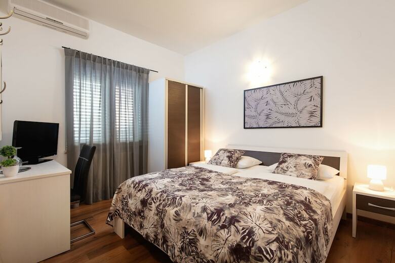 Hotel Apartments Amigos