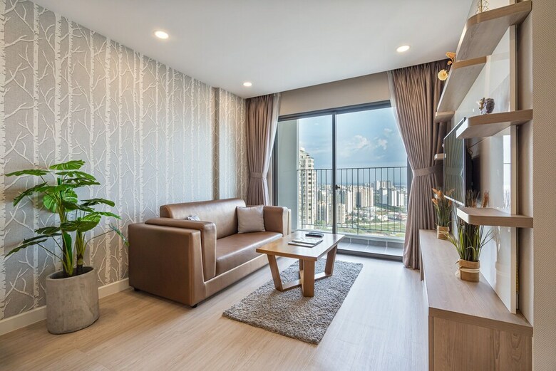 Ellie Apartment And Hotel