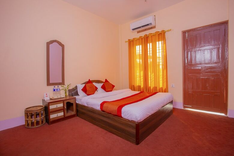 Oyo 377 Hotel White Dove