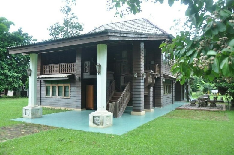 Hotel Bamboo Grove Chiang Mai