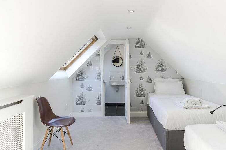 Hotel William IV Guest House