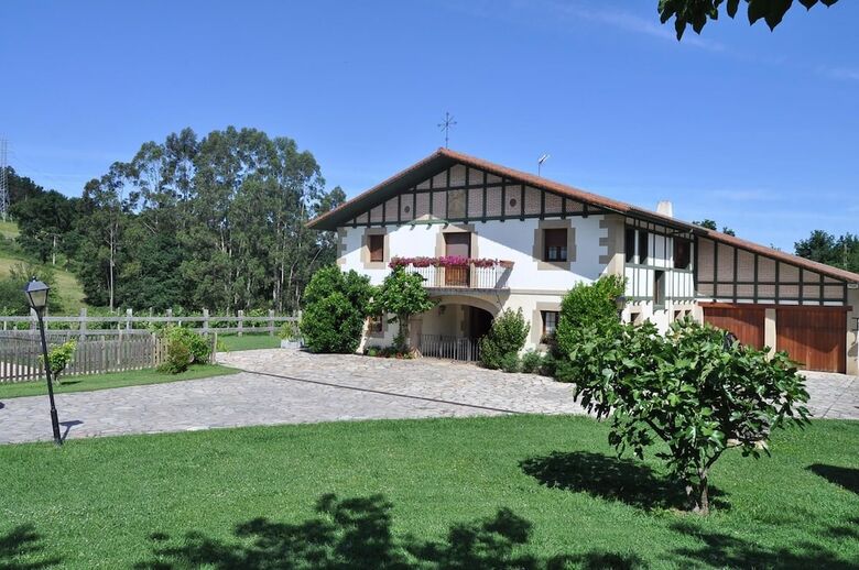 Agroturismo Caser�o Kamirune