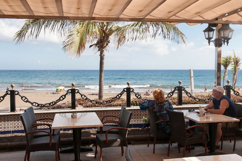Beachfront Apartment Las Burras Fa03
