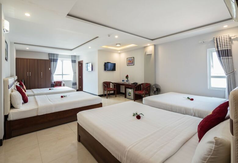 Golden House Hotel