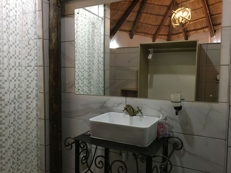 Posada Thomo's Inn