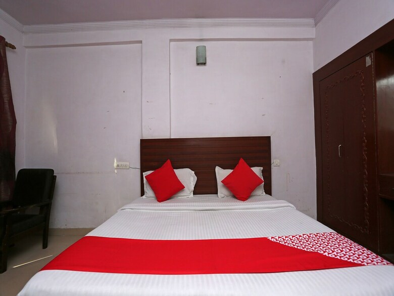 Oyo 35366 Hotel Shiv Murti