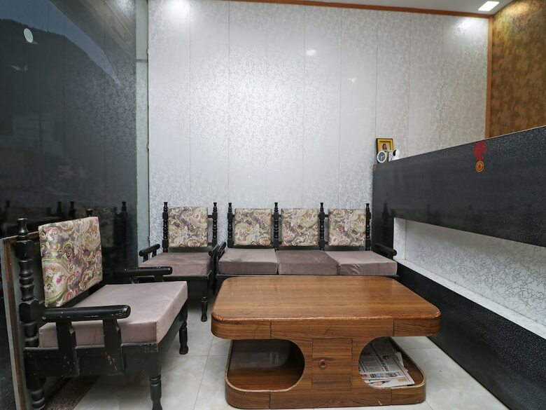 Oyo 29236 Hotel Love Kush