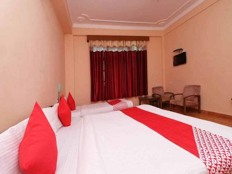 Hotel Oyo 30229 Blue Diamond