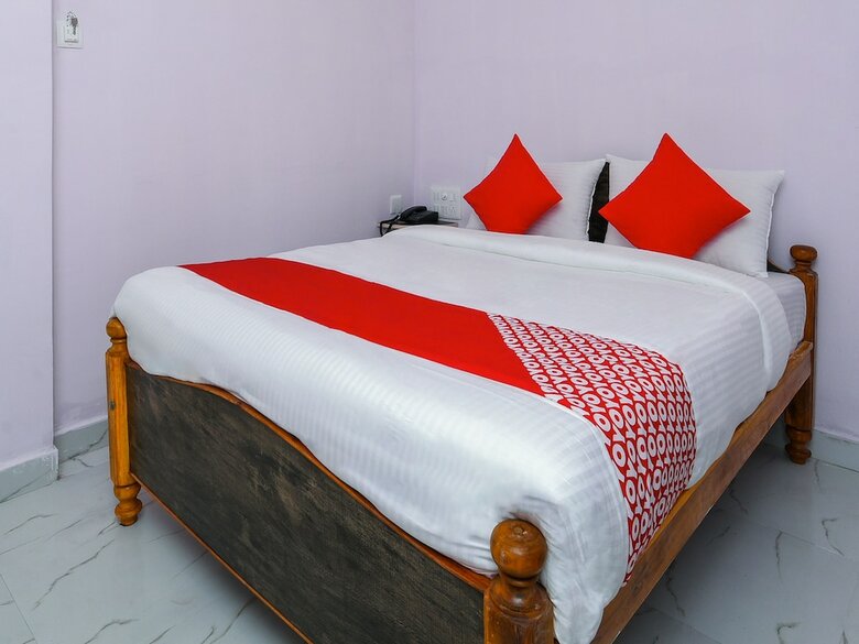 Oyo 27936 Hotel Welcome Tirupati