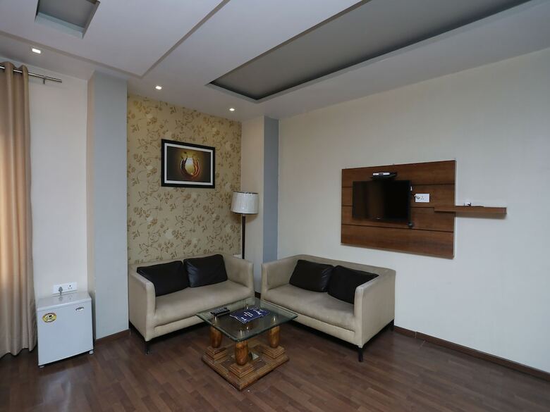 Capital O 30972 Hotel Centrum