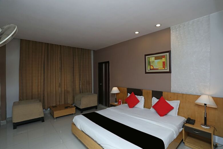 Capital O 30972 Hotel Centrum