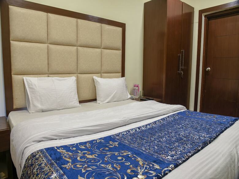 Oyo 15819 Hotel The Relax
