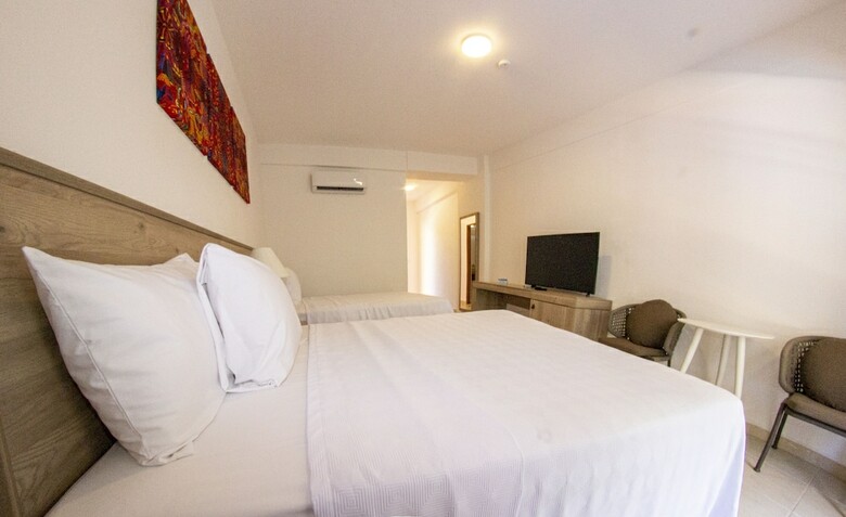 Hotel Decameron Isla Coral - All Inclusive