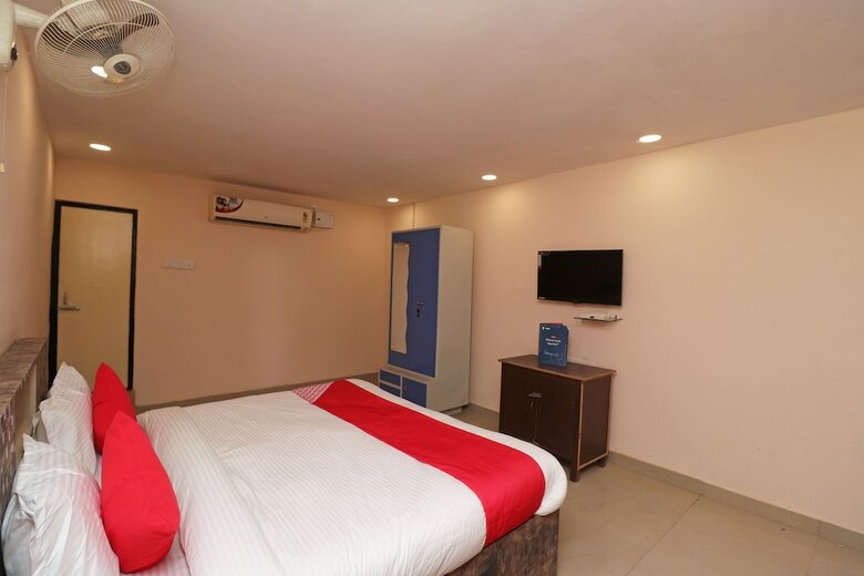 Hotel Oyo 28643 Sai Yatri Niwas
