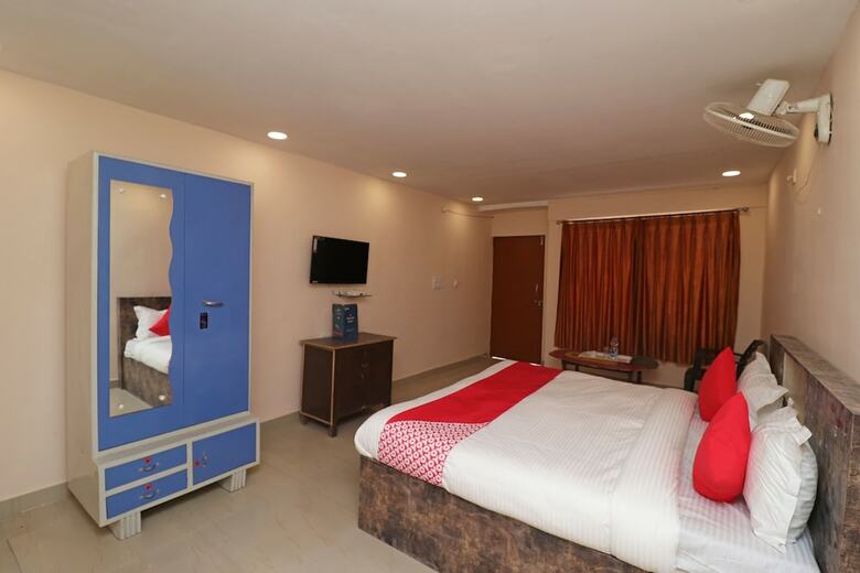 Hotel Oyo 28643 Sai Yatri Niwas