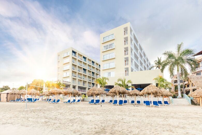 Hotel Decameron La Marina - All Inclusive