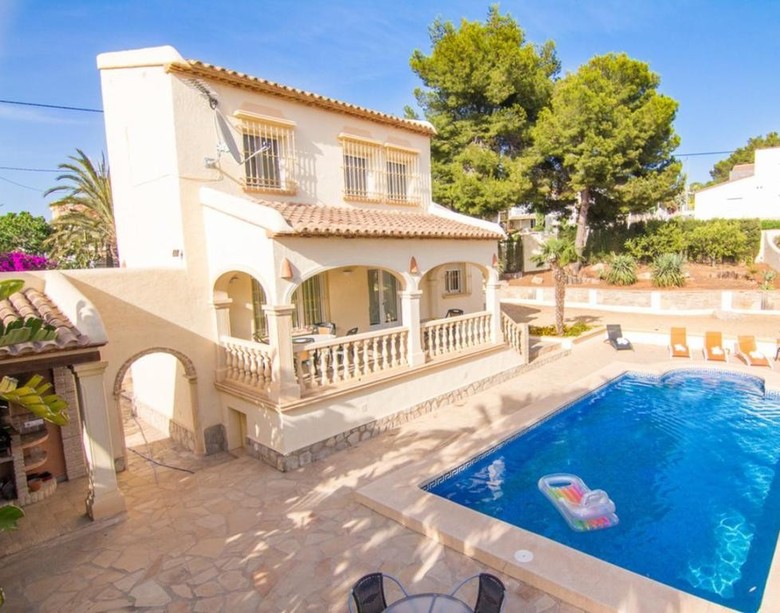 Abahana Villa Sara