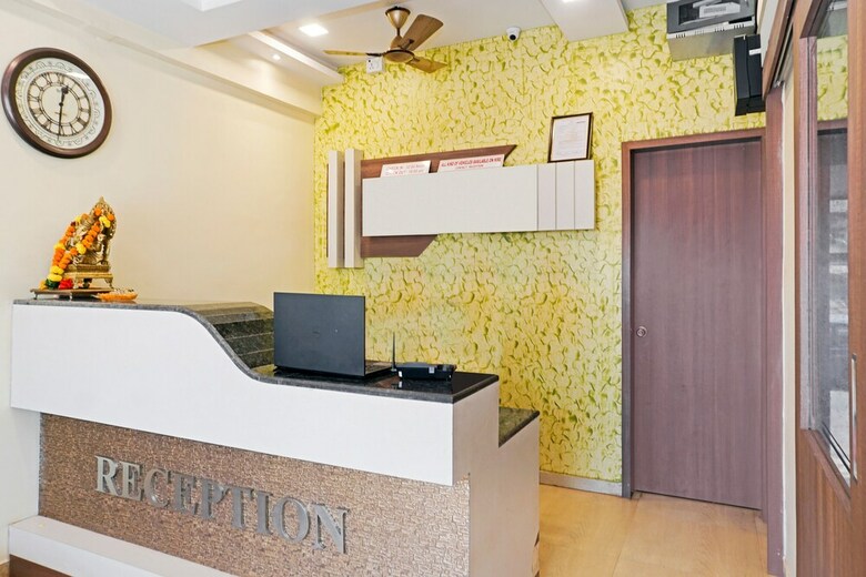 Oyo 29634 Hotel Navalai Pride