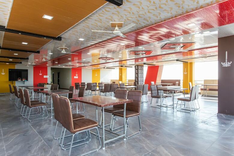 Oyo 23640 Hotel Sai Kripa