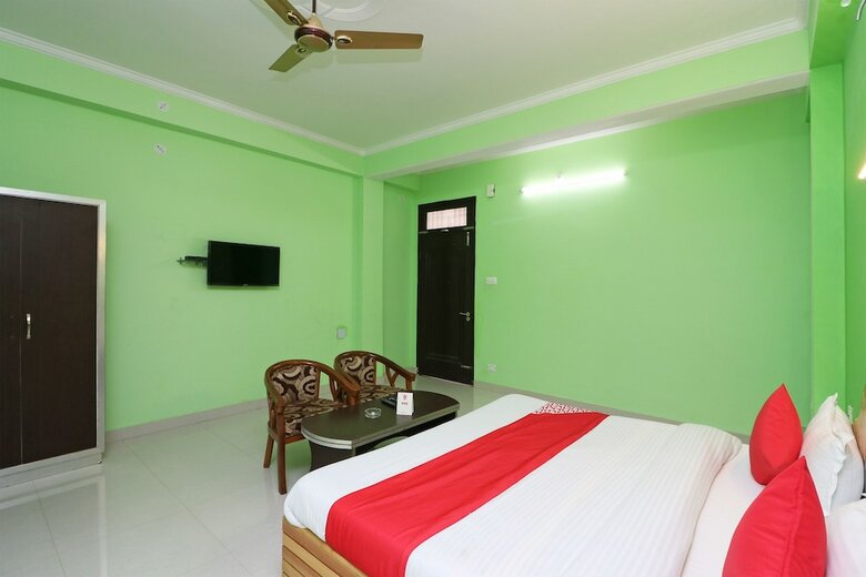 Hotel Oyo 35468 Sumeru Resort