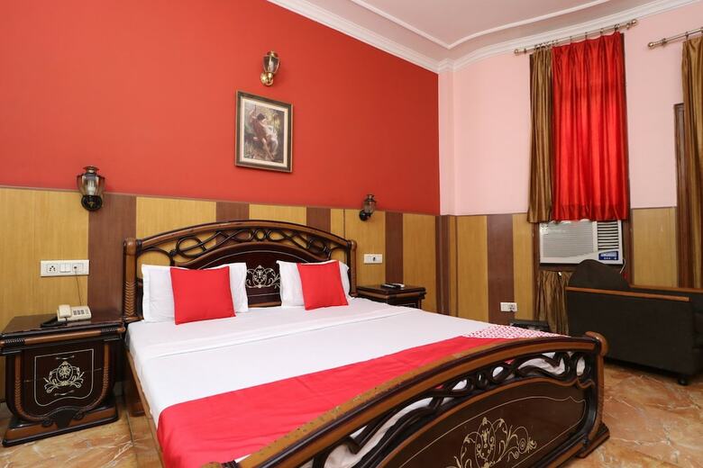 Hotel Oyo 35965 Kishore Castle
