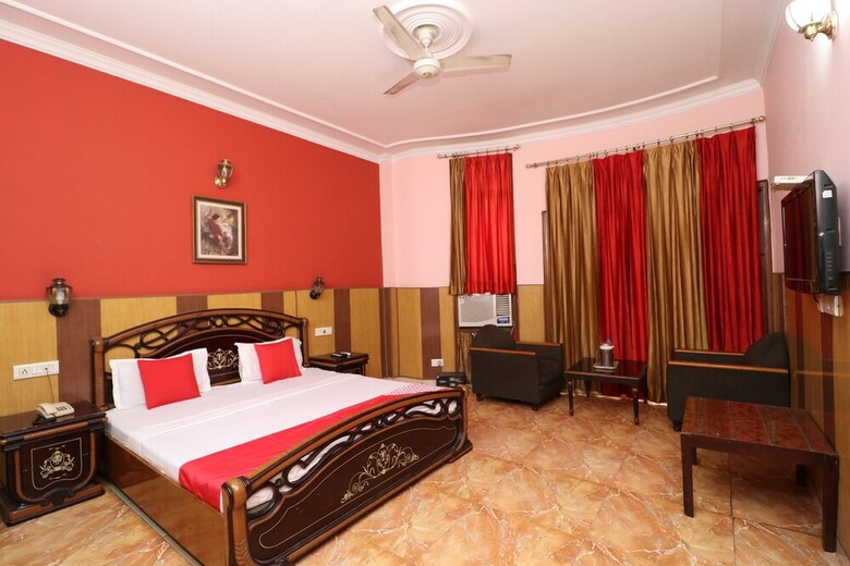 Hotel Oyo 35965 Kishore Castle