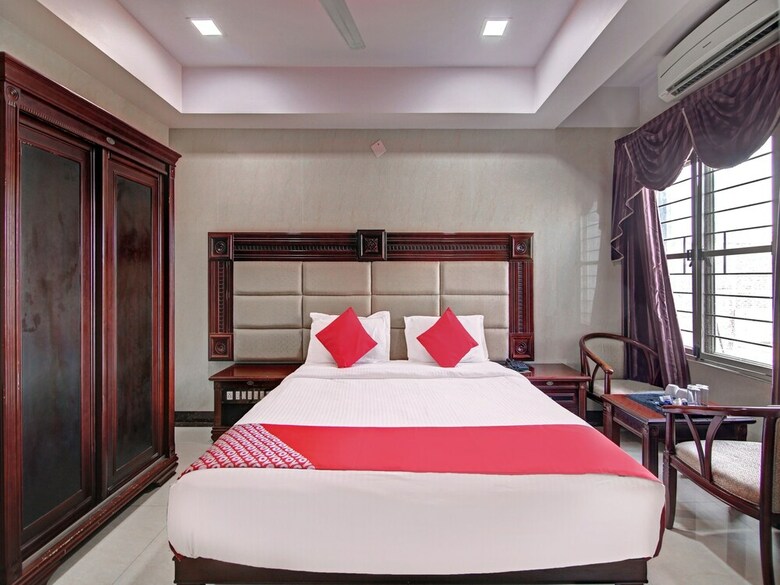 Hotel Oyo 30562 Ni Ambaari Elite