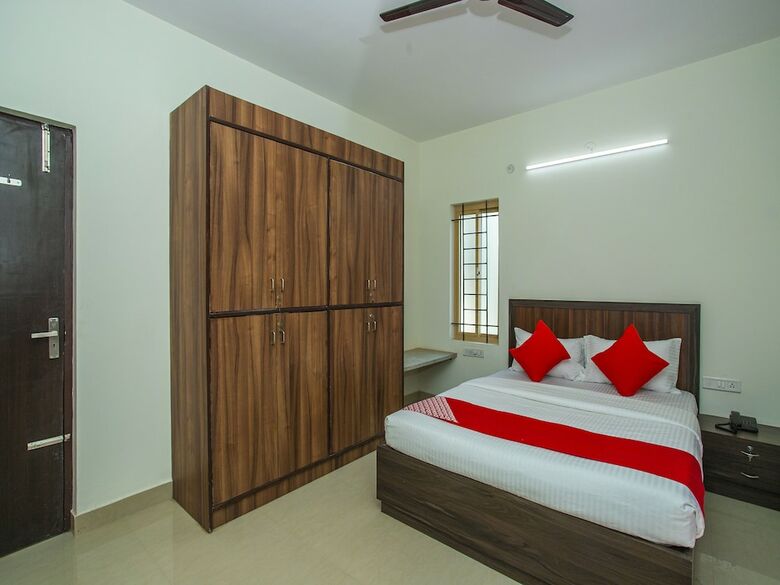 Hotel Oyo 23055 Raintree Residences
