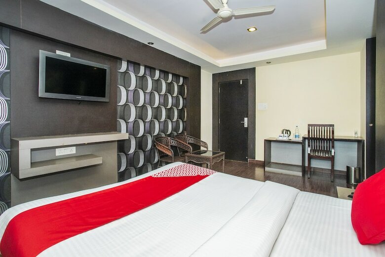 Hotel Oyo 4242 Hsr Layout