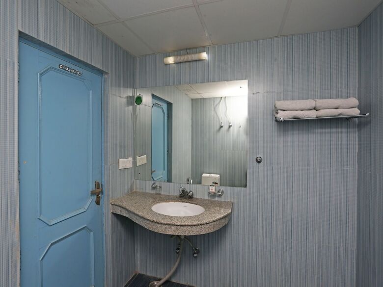 Hotel Oyo 30708 United 21