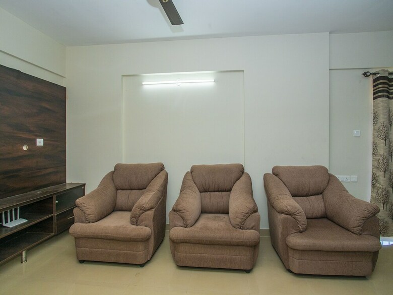 Hotel Oyo 23070 Ocean View Associates