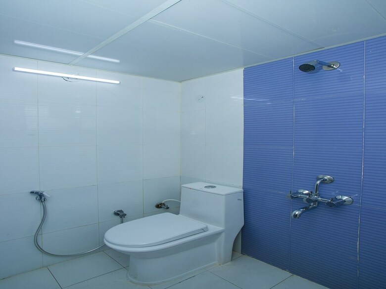 Hotel Oyo 23070 Ocean View Associates