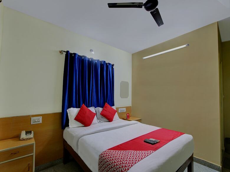 Hotel Oyo 2420 Ashwa Comfort