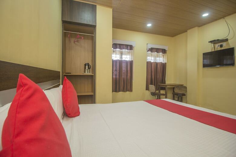 Oyo 26867 Hotel Silk Route Station