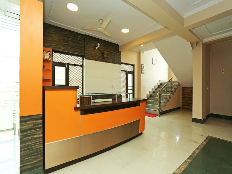 Hotel Capital O 12292 Marvilla