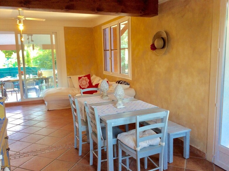 Villa Le Mas Des Cigales