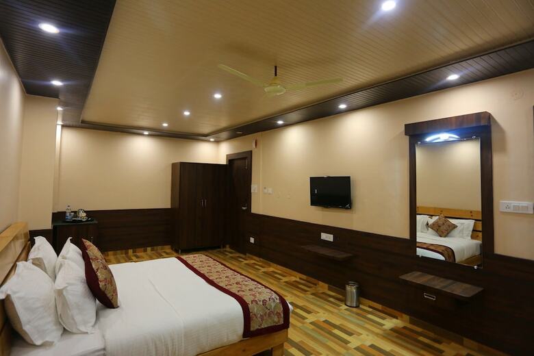 Hotel Buddha House Himalayan Brothers