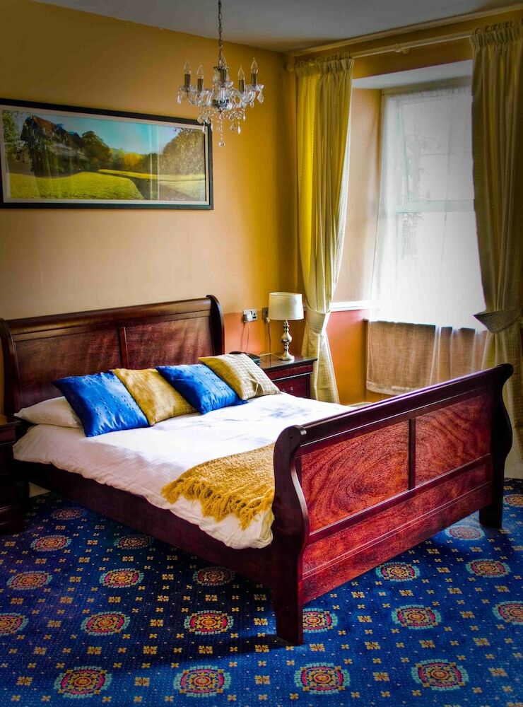Cahir House Hotel