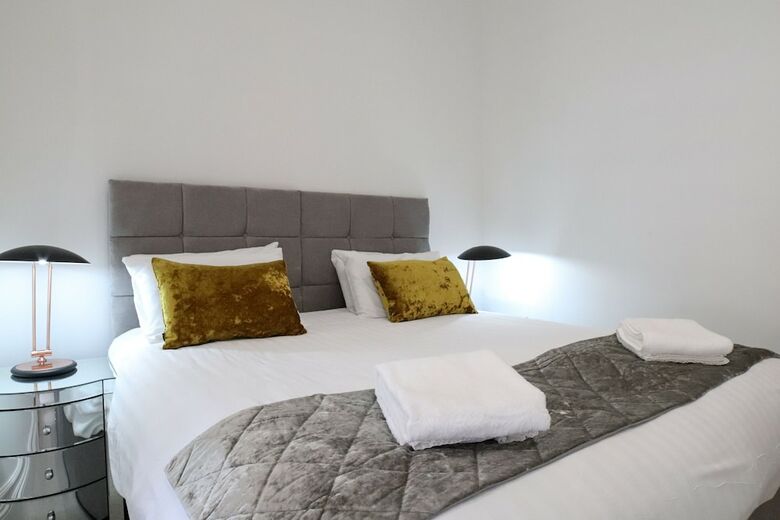 Hanover House Apartments