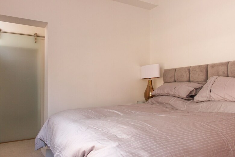 Hanover House Apartments