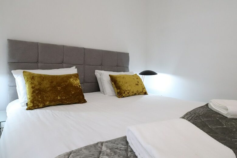 Hanover House Apartments