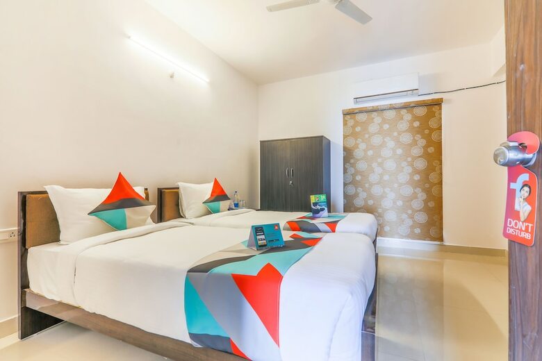 Fabhotel Prestige Castle Inn
